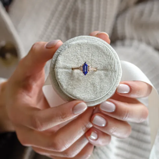 Ring with blue lab grown sapphire and moissanites ELLIS Image