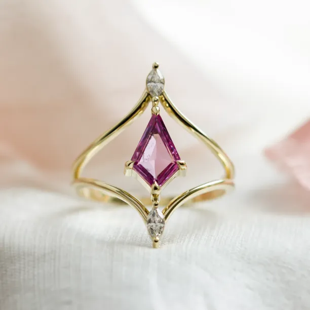 Gold split shank ring with pink sapphire and diamonds CHARAYA Image