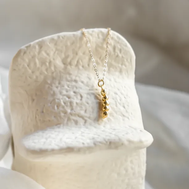Minimalist gold necklace CORINNE Image