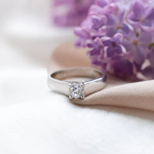 Engagement ring with diamond 0.33ct HEIM Image