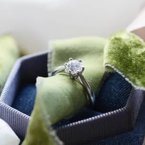 OLLY gold diamond wedding ring Thumbnail