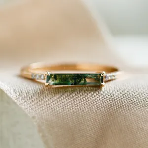 Gold ring with baguette moss agate and diamonds ELLETH