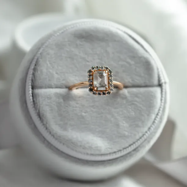 Salt and pepper diamond vintage engagement ring LUCIANA Image