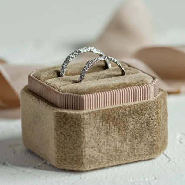 Minimalist wedding rings FLATEN Image
