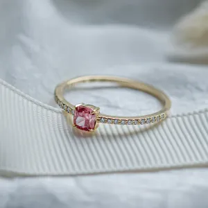 Engagement ring with pink lab grown diamond CORALINE Thumbnail