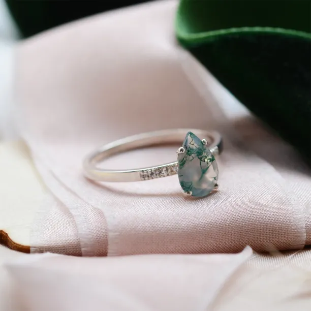 Mossagate engagement ring with diamonds MARTINA Image