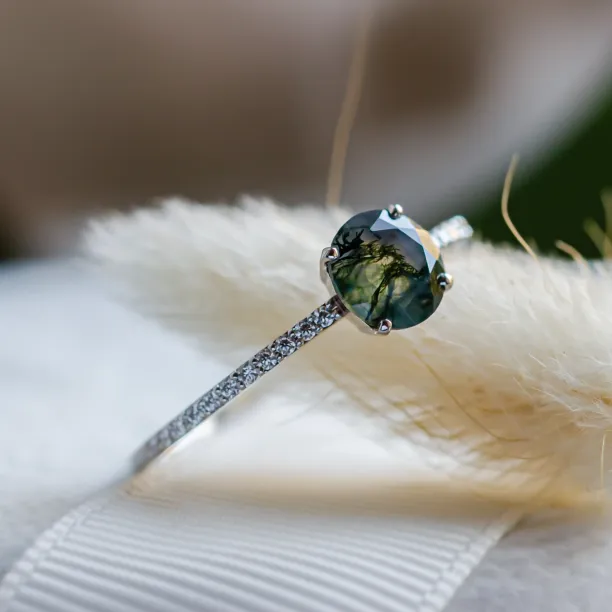 Gold engagement ring with moss agate and moissanites ARWEN Image