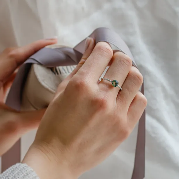 Gold engagement ring with moss agate and moissanites ARWEN Image