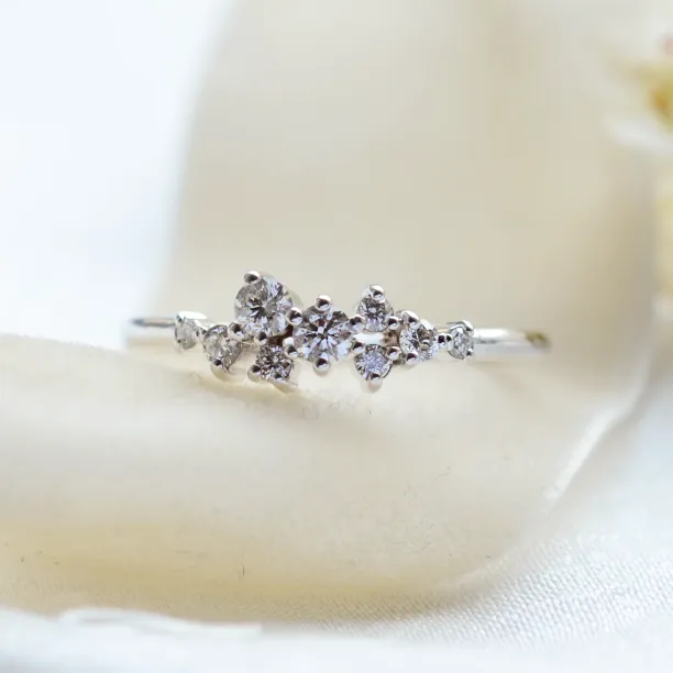 Elegant cluster ring with lab created diamonds CLORÉ Image