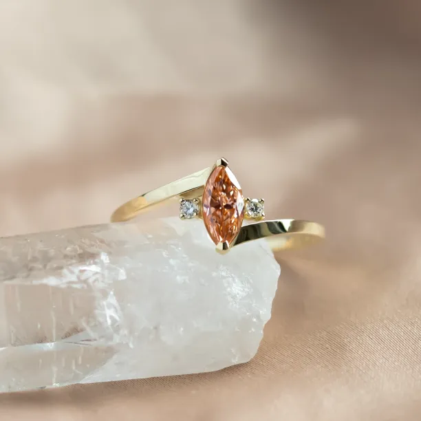 Gold ring with orange and white lab grown diamnods PESCA Image