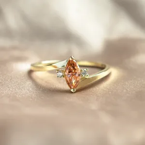 Gold ring with orange and white lab grown diamnods PESCA
