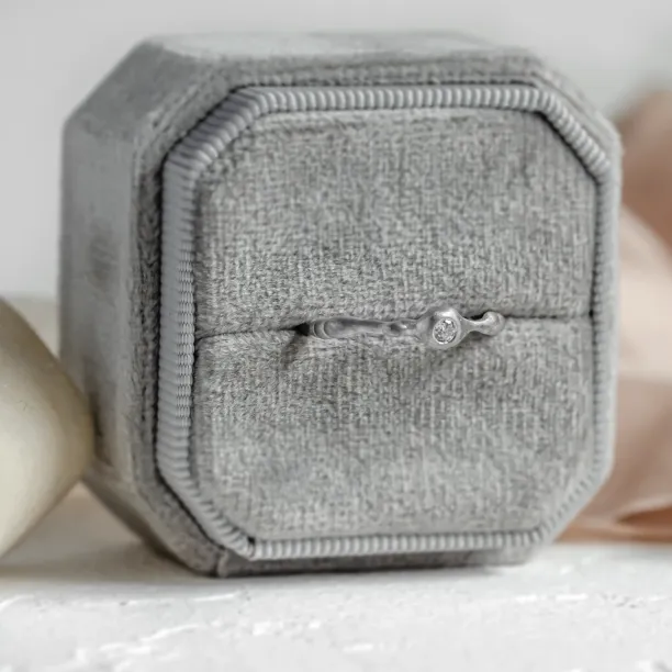Organic engagement ring with diamond PLUMBUM Image