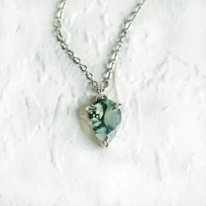 Gold necklace with pear moss agate NOLDOR