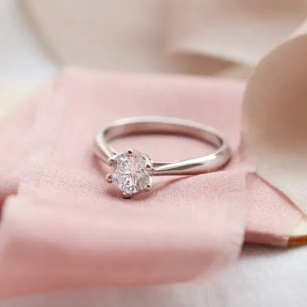 Engagement ring with 0.5ct lab grown diamond TRINIE Image