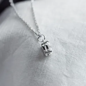 Gold pendant with oval lab created diamond VIV Thumbnail