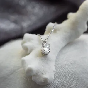 Gold pendant with oval lab created diamond VIV Thumbnail