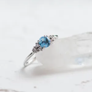 Gold ring with Swiss blue topaz and diamonds LUCIDE Thumbnail