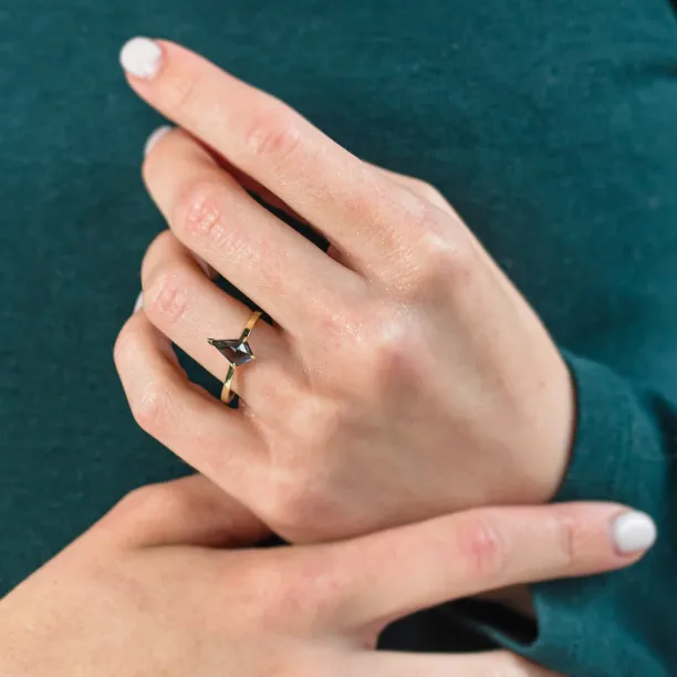 Gold ring with London blue topaz in kite shape KINGSTONE Image