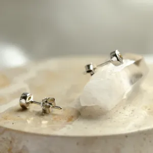 Gold earrings with diamonds in bezel style BECKY Thumbnail