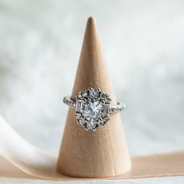 Luxury engagement ring with moissanites SHINY Image