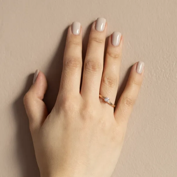 Atypical engagement ring with lab-grown diamond and tree bark surface RIANA Image