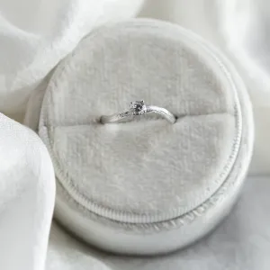 Atypical engagement ring with lab-grown diamond and tree bark surface RIANA Thumbnail