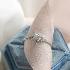 Romantic engagement ring with lab-grown diamonds POMPI Thumbnail