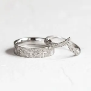 Wedding rings with matte faceted finish RIO