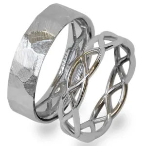 Crossed golden wedding rings JAS Thumbnail