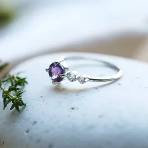 Gold ring with purple amethyst and diamonds AMO Thumbnail