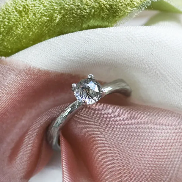 Rutile quartz engagement ring DREMAL Image
