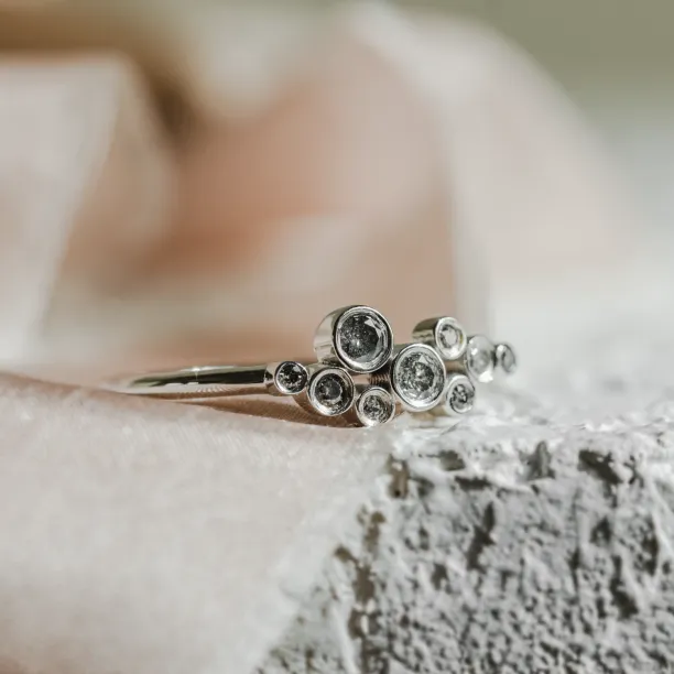 Cluster bezel ring with salt'n'pepper diamonds BUBBLE Image