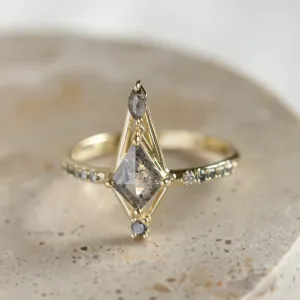 Extravagant ring with salt and pepper diamonds SANIA Thumbnail