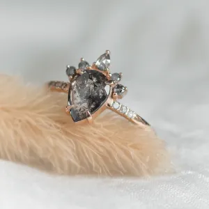 Gold cluster salt'n'pepper diamonds ring FILOMENA Thumbnail