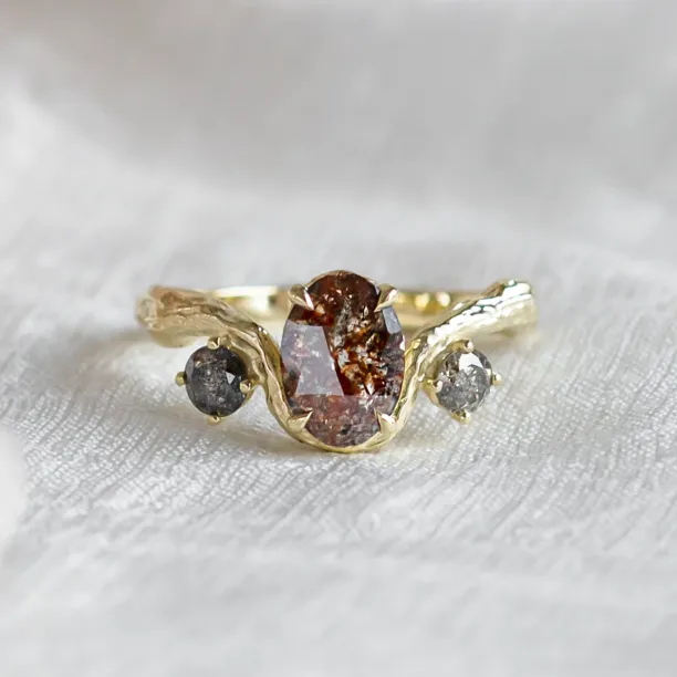 Gold organic ring with salt and pepper diamonds LUDOVICA Image