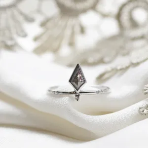 Gold ring with kite salt and pepper diamond and white diamonds CIAN Thumbnail