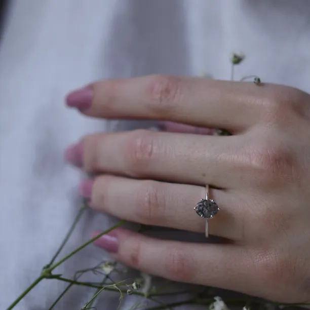Gold ring with oval salt and pepper diamond OLLY Image