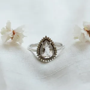 Halo luxury ring with salt and pepper diamond NOEMI Thumbnail