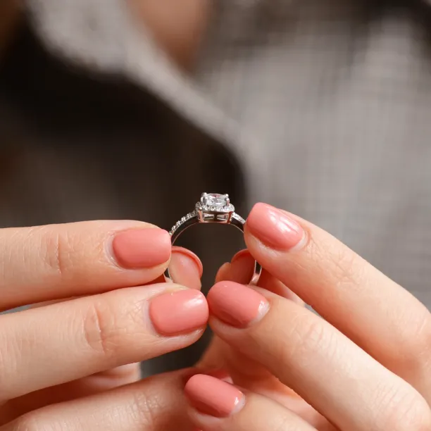 KATI gold diamond engagement ring Image