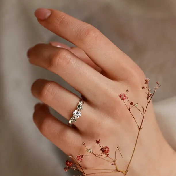 PENI gold moissanite engagement ring Image