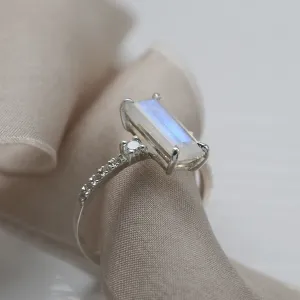 Gold baguette moonstone ring with side diamonds TIGE Thumbnail