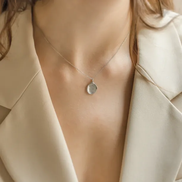 Gold necklace with custom fingerprint PALMER Image