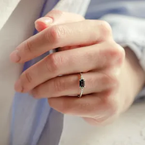 Modern ring with emerald sapphire and diamonds EUDE Thumbnail