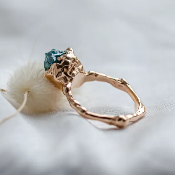 Unusual ring with blue raw diamond MARE Image