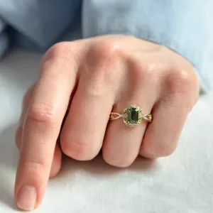 Unique vintage gold ring with green sapphire and diamonds BAROQUE Thumbnail