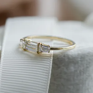 Vintage ring in art deco style with moissanites VISCOUNT Thumbnail