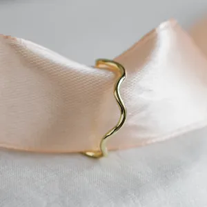 Dainty gold wavy ring GAIA Thumbnail