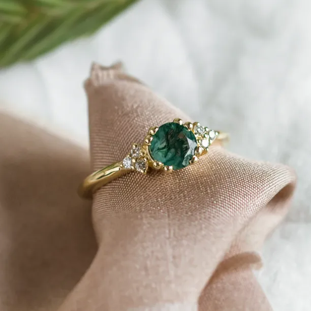 Noble gold ring with moss agate and diamonds MONNY Image