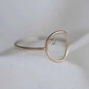 Gold minimalist ring with salt and pepper diamond MERIDA