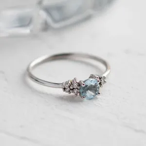 Dainty round aquamarine ring gold AZZURRO Thumbnail
